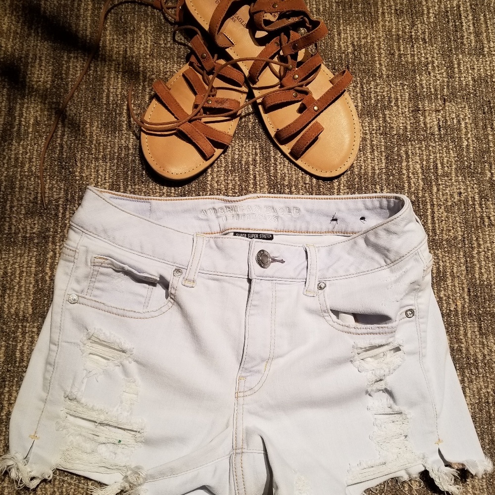 American Eagle Midi shorts